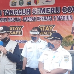 Wali Kota Madiun bersama Forkopimda saat memberi keterangan pada awak media di Stasiun Madiun, Daop 7 Madiun.