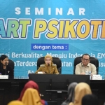 Wali Kota Kediri saat memberi sambutan. Foto: Ist