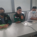 Ketua DPC PPP Jember H. M. Madini Farouq saat konferensi pers terkait kasus dugaan pemukulan yang dilakukan Anggota DPRD Jember asal PPP, Imron Baihaqi, Selasa (02/02/2021) siang.