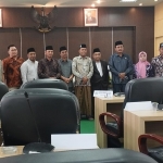 PD PGMNI Pamekasan foto bersama Komisi IV DPRD usai audiensi.