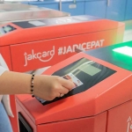 Pengguna JakCard Bank DKI.