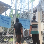 Tower seluler yang diduga tak berizin di Desa Jumputrejo, Sukodono, Sidoarjo.