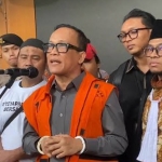 Immanuel Ebenezer saat menyampaikan konfrensi pers kepada para wartawan usai sidang di Pengadilan Tipikor Jakarta, Kamis (4/6/2026). Foto: pronews