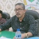 Ketua Pansus III DPRD Trenggalek, Sukarodin (kanan).