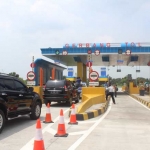 Eksistensi tol diharapkan mampu mendorong pertumbuhan investasi di Pasuruan. foto: HABIBI/ BANGSAONLINE