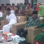 Soekarwo dan Khofifah Indar Parawansa dalam pembukaan Konferensi Wilayah (Konferwil) Muslimat NU Jatim di Malang, Jawa Timur, 8-11 Januari 2016 lalu. Foto: merdeka.com
