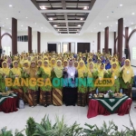 Wabup Gresik, Aminatun Habibah saat hadir di Musda Aisyiyah ke-11. Foto: SYUHUD/BANGSAONLINE.com