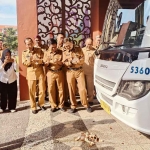 Bupati Sumnenep, Achmad Fauzi, saat peluncuran Bus DAMRI untuk sarana transportasi di Pulau Kangean.