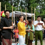 Mahhi Vij dan Mishal Raheja artis dari serial Nakusha saat menyapa para penggemar setianya di GOR Delta Sidoarjo, Minggu (5/2/2023)