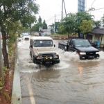 Kondisi genangan air di Jalan Letda Sucipto tepatnya di Kelurahan Mondokan, Tuban.