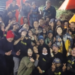Wali Kota Surabaya, Eri Cahyadi, saat foto bersama para awak media yang tergabung dalam Kelompok Kerja Wartawan Taman Surya (Potas).