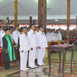 Bupati Blitar Rijanto saat memimpin pelantikan 167 kepala desa terpilih di Pendopo Ronggo Hadinegoro, Jumat (13/12/2019).