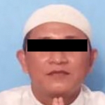 Prasetya Susanto, seorang pengurus yayasan yatim-piatu di Peterongan, Sidoarjo, yang menyetubuhi gadis di bawah umur.