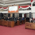 Para peserta rapat paripurna Raperda Pertanggungjawaban APBD 2024 di Kota Pasuruan.