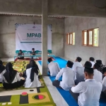 Suasana penutupan MPAB yang digelar Forum Mahasiswa Palengaan Bersatu di Balai Desa Potoan Daya.