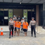 3 dari empat pelaku pencurian motor yang diamankan Polresta Sidoarjo.