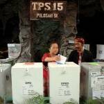 TPS berbentuk gua dengan penjaga 