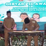 Wali Kota Pasuruan, Saifullah Yusuf atau yang akrab disapa Gus Ipul, saat meresmikan Gardu Siaga TBC.
