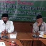KHA Dr Hasyim Muzadi dan KH Dr Ir Salahuddin Wahid dalam acara diskusi terbatas Nawa Cita Menuju Kesejahteraan dan Kesalehan Sosial di Pesantren Mahasiswa Al Hikam Depok Jawa Barat. Foto: bangsaonline.com
