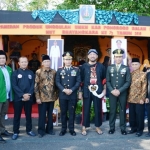 Kapolres Ponorogo saat foto bersama Elemen Masyarakat Ponorogo.