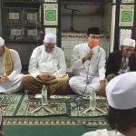 Gus Ipul saat sambutan dalam acara peringatan tujuh hari meninggalnya Nyai Fatimah, di Pesantren At-Taqwa Cabean.