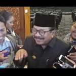 Dr. Soekarwo, Ketua DPD Partai Demokrat Jatim. 