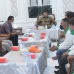 Wali Kota Probolinggo, Habib Hadi Zainal Abidin, saat melepas 12 atlet catur ke ajang Pra-Porprov Jatim 2022.