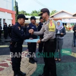 Pembukaan latihan gabungan Sat Binmas Polres Batu dan Satpam PT PJB Mendalan.