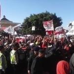 ?Massa pendukung Jokowi - JK memenuhi alun-alun Ponorogo. Foto: aris yudisantoso/ BANGSAONLINE