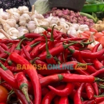 Cabai besar alami kenaikan signifikan hari ini. Foto: Sulthon/Bangsaonline.