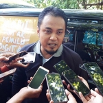 Nanang Qosim, Komisioner Divisi SDM dan Parmas KPU Kabupaten Kediri. foto: MUJI HARJITA/ BANGSAONLINE