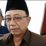 Bupati Blitar Rijanto saat memberikan keterangan persnya.