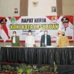 Rapat Kerja 2021 Pengurus KONI Kota Pasuruan digelar sesuai protokol kesehatan (prokes) ketat. Rapat kerja itu dilaksanakan di Hotel Horison, Sabtu (13/11/2021). Foto: ist