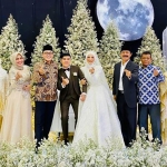 Resepsi pernikahan Sukma yang dihadiri Bupati Pamekasan Baddruttaman, Wakil Bupati Fatah Jasin dan tokoh Pamekasan lain, di samping Menko Polhukam Mahfud MD. Foto: dok. keluarga