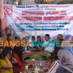 Diskusi publik tentang kekerasan seksual pada perempuan di Kantor DPC Projo Ganjar Jombang. Foto: AAN AMRULLoH/BANGSAONLINE