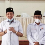 Cabup Setiajit dan Cawabup Armaya dalam acara konsolidasi para kader dan pengurus Partai Gerindra di Gedung KSPK Tuban, Sabtu (19/9/2020). foto: suwandi/ bangsaonline.com