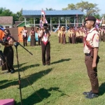 Wabup Ponorogo Sudjarno saat membuka lomba Pramuka di Bumi Perkemahan Lapangan Desa Japan. foto: YAHYA/ BANGSAONLINE