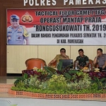 AKBP Teguh Wibowo saat memberikan arahan dalam acara TGF Operasi Mantap Projo Ronggosukowati.