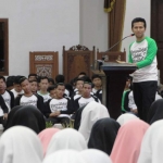 Wagub Jatim Emil Dardak saat menghadiri Talkshow Pertemuan Ilmiah Tahunan Perkumpulan Obstetri dan Ginekologi Indonesia (POGI) Goes to School Tahun 2019 di Gedung Negara Grahadi Surabaya. foto: ist