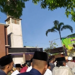 Suasana Masjid Muttaqien di Desa Laden Pamekasan saat pelaksanaan sholat Idul Fitri 1 Syawal 1442 H.