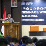 Wagub Emil membuka Musyawarah Nasional X Ikatan Mahasiswa Ilmu Komunikasi Indonesia (IMIKI) Tahun 2020 di Universitas Negeri Surabaya (Unesa) Jl. Ketintang, Gayungan, Surabaya. foto: ist