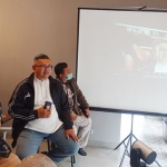 Kepala KPPU Kanwil IV, Dendy Sutrisno (tengah) saat press conference.