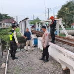 Lokasi perlintasan di mana korban tertemper KA Wijaya Kusuma