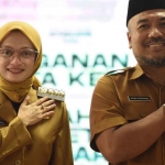 Wali Kota Kediri bersama Kepala Dindik Kota Kediri. Foto: Ist