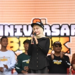 Wali Kota Kediri, Vinanda saat memberi sambutan