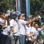 Pelepasan burung merpati.