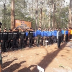Pasukan Perhutani yang disiagakan untuk mencegah kebakaran hutan serta mengantisipasi kejahatan.