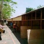 ?

Proses pembangunan tempat penampungan sementara (TPS) pedagang Pasar Srimangunan. Foto: junaidi/BANGSAONLINE