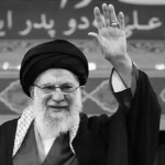 Potret Ayatollah Ali Khamenei semasa hidup.