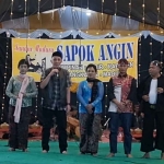 Anggota Komisi V DPR RI, Syafiuddin, saat bersama Pj Bupati Bangkalan, Arief Moelia Edie.